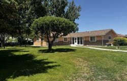 34 Poplar Street, Yerington, NV 89447