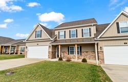 102 Loraine Way, Hurricane, WV 25526