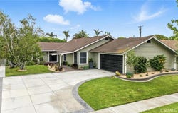 11832 Weatherby Road, Los Alamitos, CA 90720