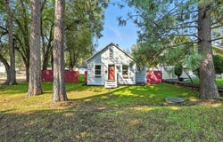 5919 N Howard St, Spokane, WA 99205