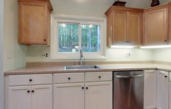 5 Wheeler St, Pepperell, MA 01463