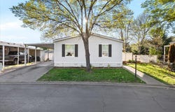 633 E Archwood Drive, Eagle Point, OR 97524