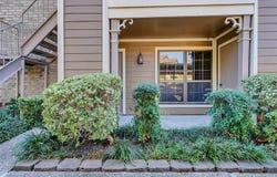 1860 White Oak Drive, Houston, TX 77009
