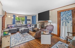 40 1St St, Fanwood Boro, NJ 07023-1704