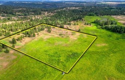 Burnett Rd, Nine Mile Falls, WA 99026