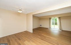 290 LA CASCATA TNHS, CLEMENTON, NJ 08021