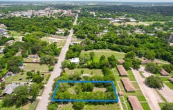 821 Blanco, Lockhart, TX 78644