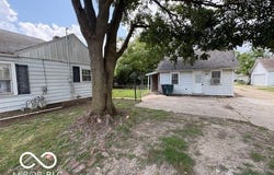 1921 S Hackley Street, Muncie, IN 47302