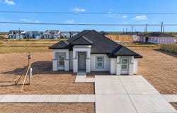 3221 Pennsylvania Ave., Port Isabel, TX 78578