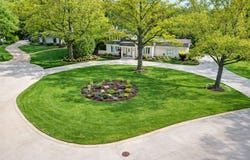 15 DEVONSHIRE Drive, Oak Brook, IL 60523
