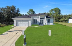 105 E 15TH ST, Lehigh Acres, FL 33972