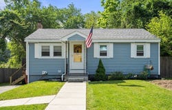 24 Springwell Rd, Billerica, MA 01821