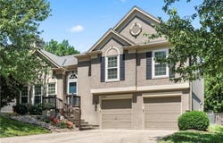 15868 W 157th Terrace, Olathe, KS 66062
