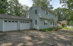 63041 Ridgewood Drive, Cambridge, OH 43725