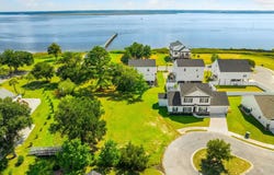 309 Chaff Ct., Georgetown, SC 29440