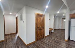 625/627 W Hawthorne Street, Houston, MO 65483