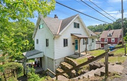 1235 Prospect Ave, Castle Shannon, PA 15234