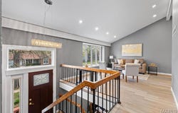 1958 Cathedral Hill Drive, St Louis, MO 63138