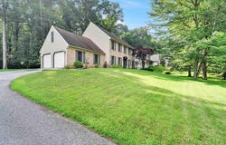 526 WOODLAND CIRCLE, LEBANON, PA 17042