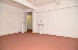 546 Main Road, Tiverton, RI 02878