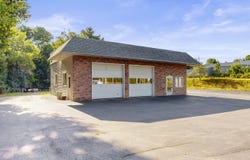 1085 Main Street, Lewiston, ME 04240