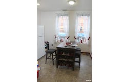 100 N WASHINGTON Street, Salem, IL 62881