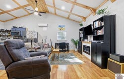 22 Deercrest Lane, Murray, KY 42071