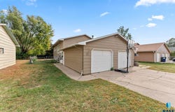 616 618 N Garfield Ave, Sioux Falls, SD 57104