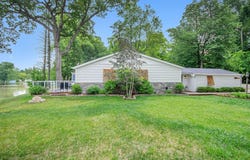 4449 Cordley Lake Road, Pinckney, MI 48169