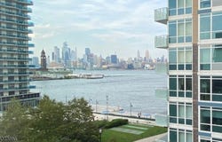 2 Shore Ln, Jersey City, NJ 07310-1415
