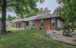 13700 W 69th Terrace, Shawnee, KS 66216