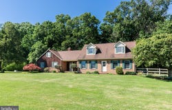 1675 BECK MILL Road, HANOVER, PA 17331