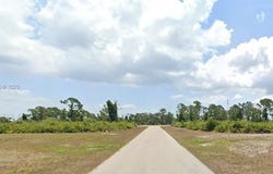 12 TRIM, Other City - In The State Of Florida, FL 33946