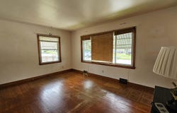 3030 S 33rd St, Milwaukee, WI 53215