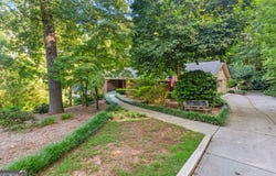 325 Knoll Woods, Roswell, GA 30075
