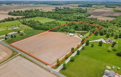 000 1330 N Road, Taylorville, IL 62568