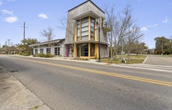 443/441 Main Street, Bay Saint Louis, MS 39520