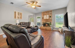 3804 Schoolside Court, Arlington, TX 76016