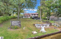 814 Kenyon Road, Lupton, MI 48635