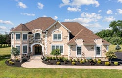 9 Van Fleet Rd, Readington Twp., NJ 08853-4301