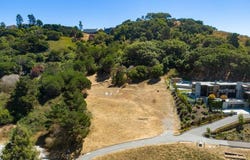 1 Trestle Glen Circle, Tiburon, CA 94920