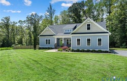 7069 Autumn Peak Cir, Hanover, VA 23116
