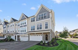 2028 JULIA DRIVE, CONSHOHOCKEN, PA 19428