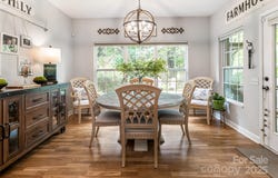 26 Victoria Park Drive, Hendersonville, NC 28792
