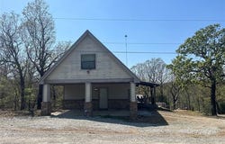 216 N BK 1600 Road, Stigler, OK 74462