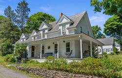 11 Spencer Street, Orono, ME 04473
