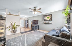 804 W Longview Ct, Valley Center, KS 67147