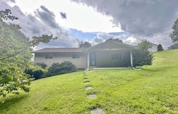 108 EMORY ST, LANARK, WV 25860