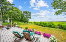 16 Gulls Cove Road, West Yarmouth, MA 02673