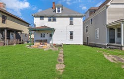 427 Jackson St, Rochester, PA 15074
